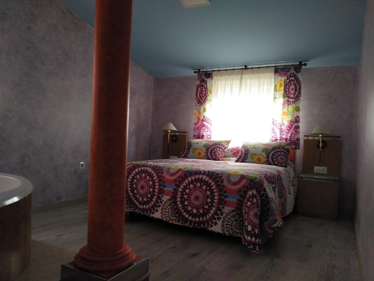 Hostal Orly Camponaraya Екстер'єр фото