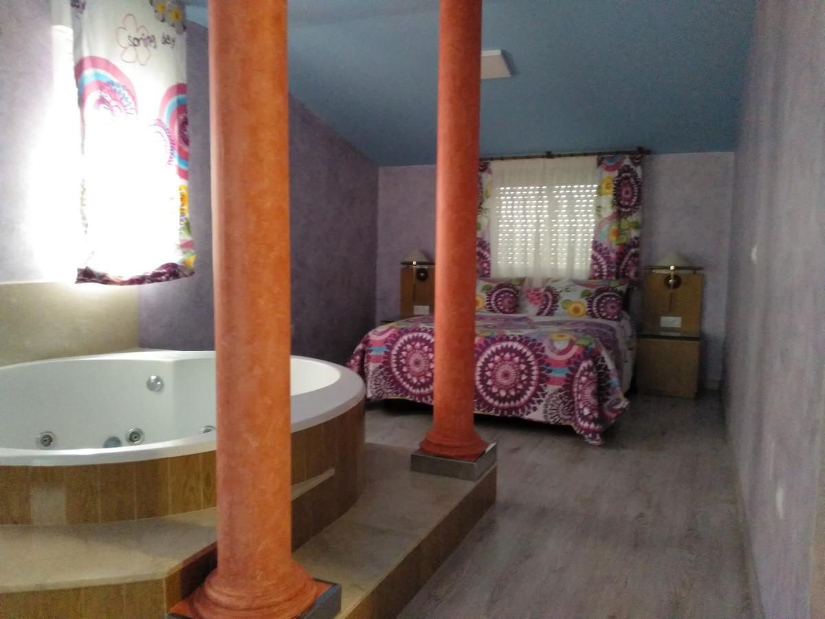 Hostal Orly Camponaraya Екстер'єр фото